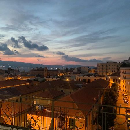 The Loft Bed & Breakfast Reggio di Calabria Bagian luar foto